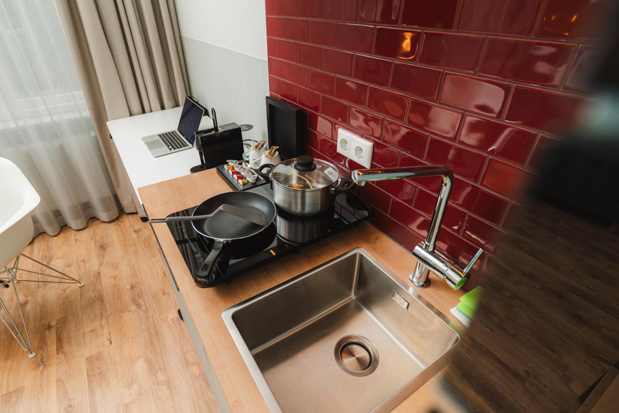 H24 Hotel Apartments Eberswalde Екстер'єр фото