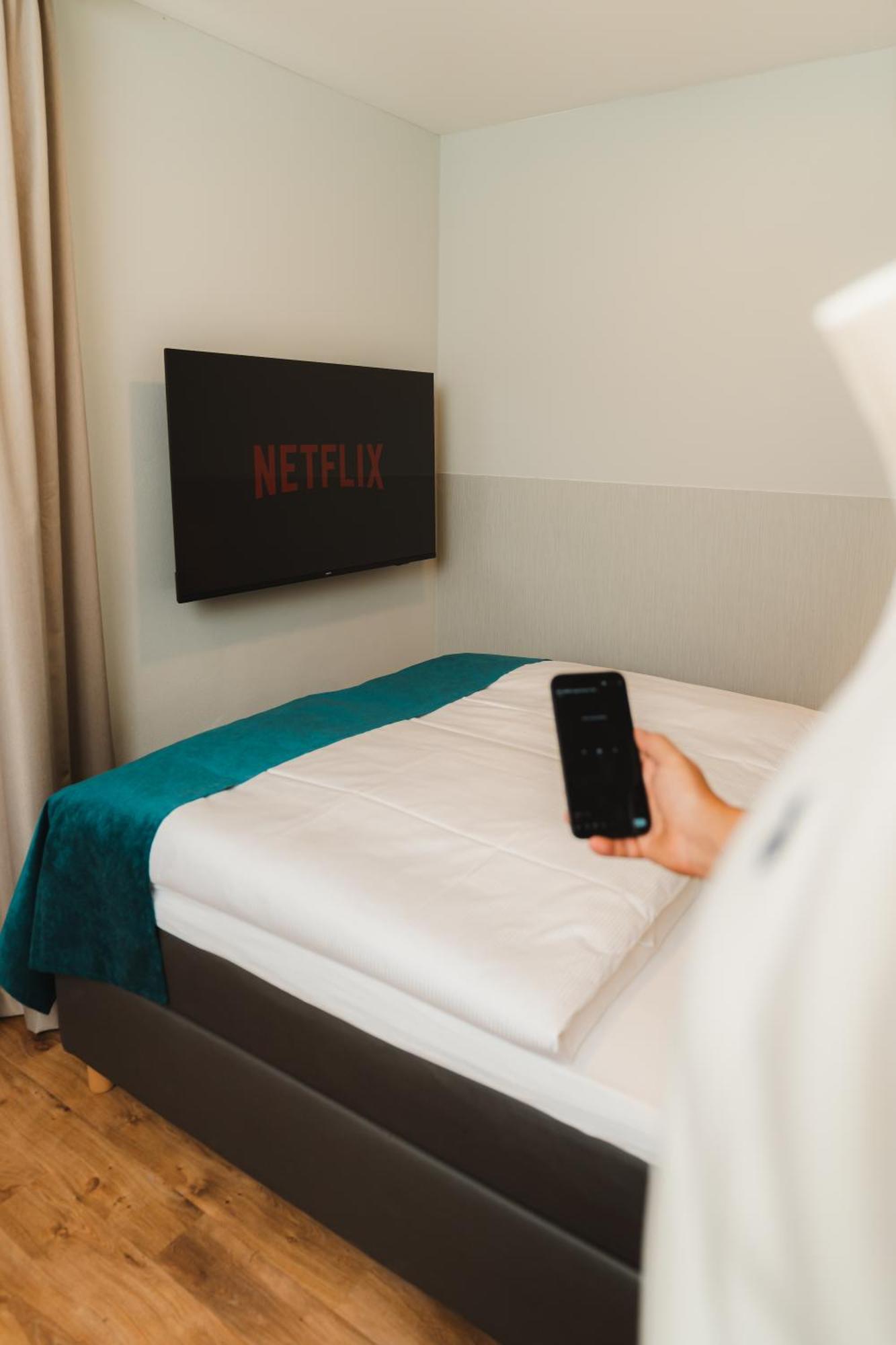 H24 Hotel Apartments Eberswalde Екстер'єр фото